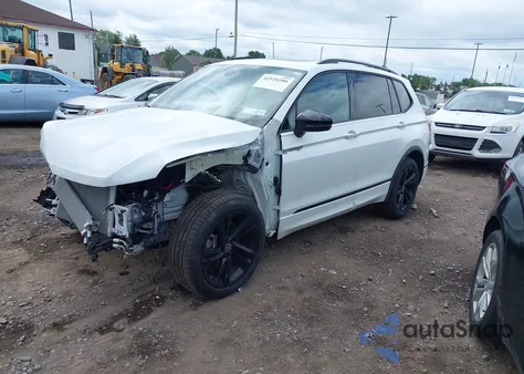 2024 Volkswagen Tiguan 2.0T Se R-Line Black from USA, damaged, VIN 3VV8B7AX3RM111526